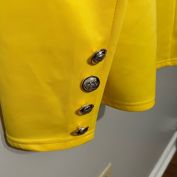 Vibrant Yellow Blazer with Gold Buttons - Picture 5 of 11